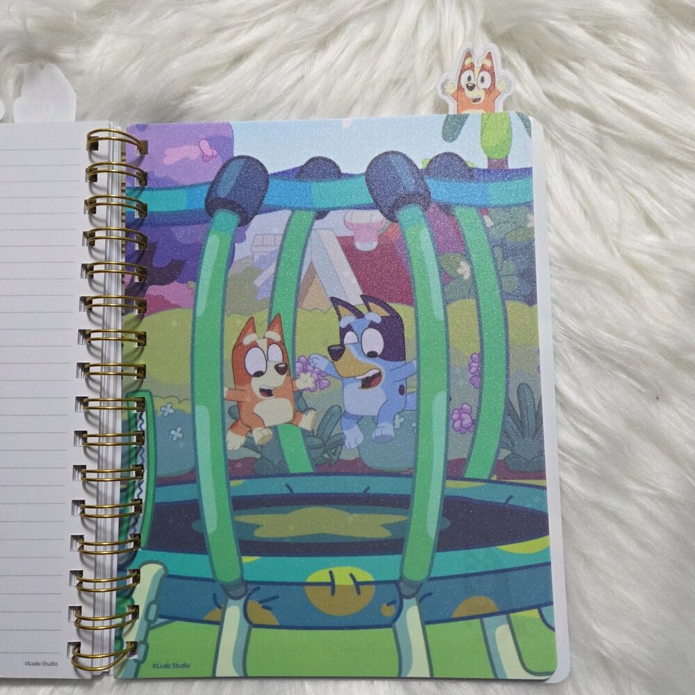 Bluey Tabbed Spiral Notebook - Picture 7 of 8
